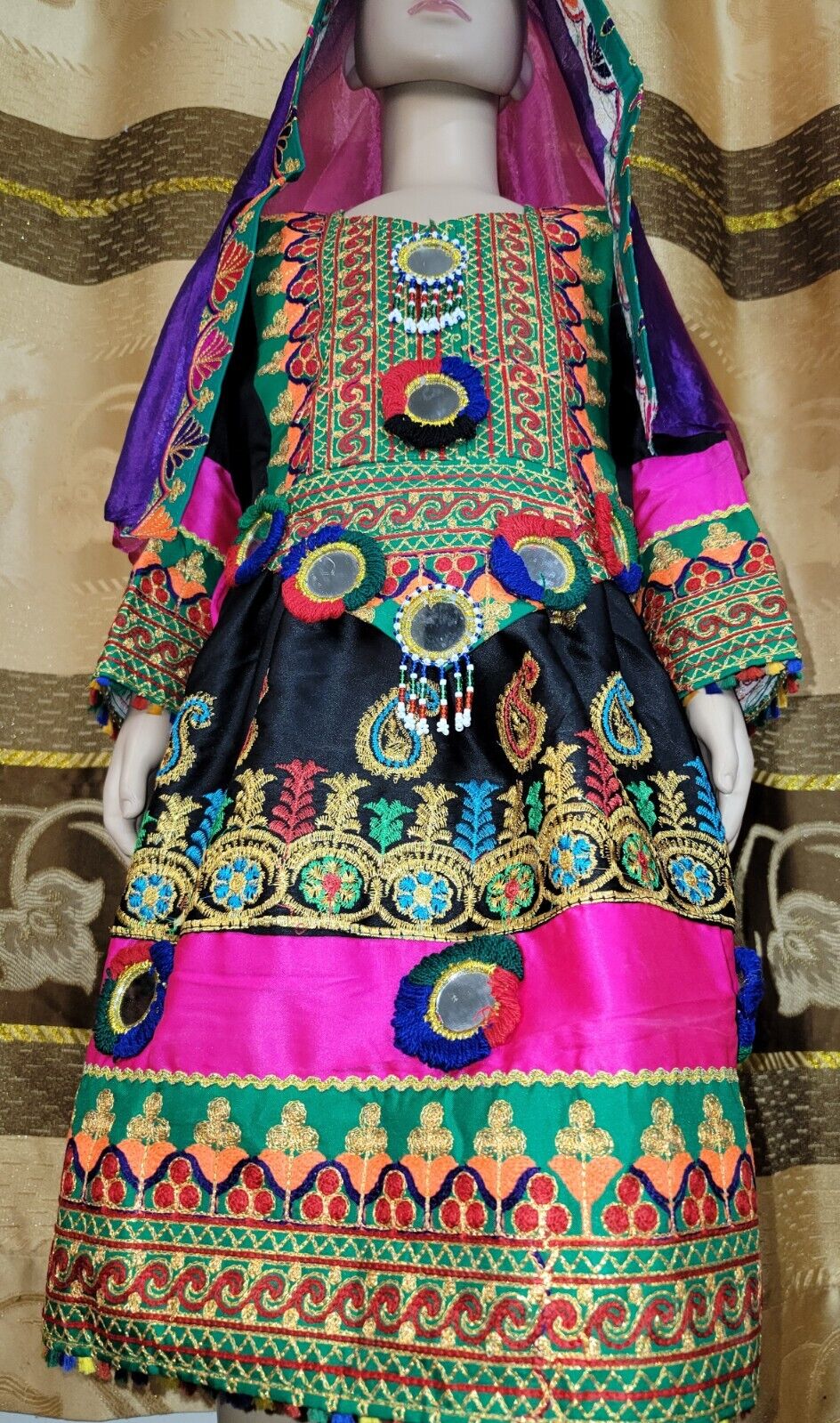 Beautiful Afghani girl style shalwar kameez_1 Beautiful Afghani girl style shalwar kameez