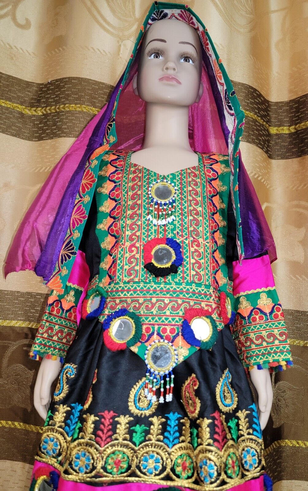 Beautiful Afghani girl style shalwar kameez_2 Beautiful Afghani girl style shalwar kameez