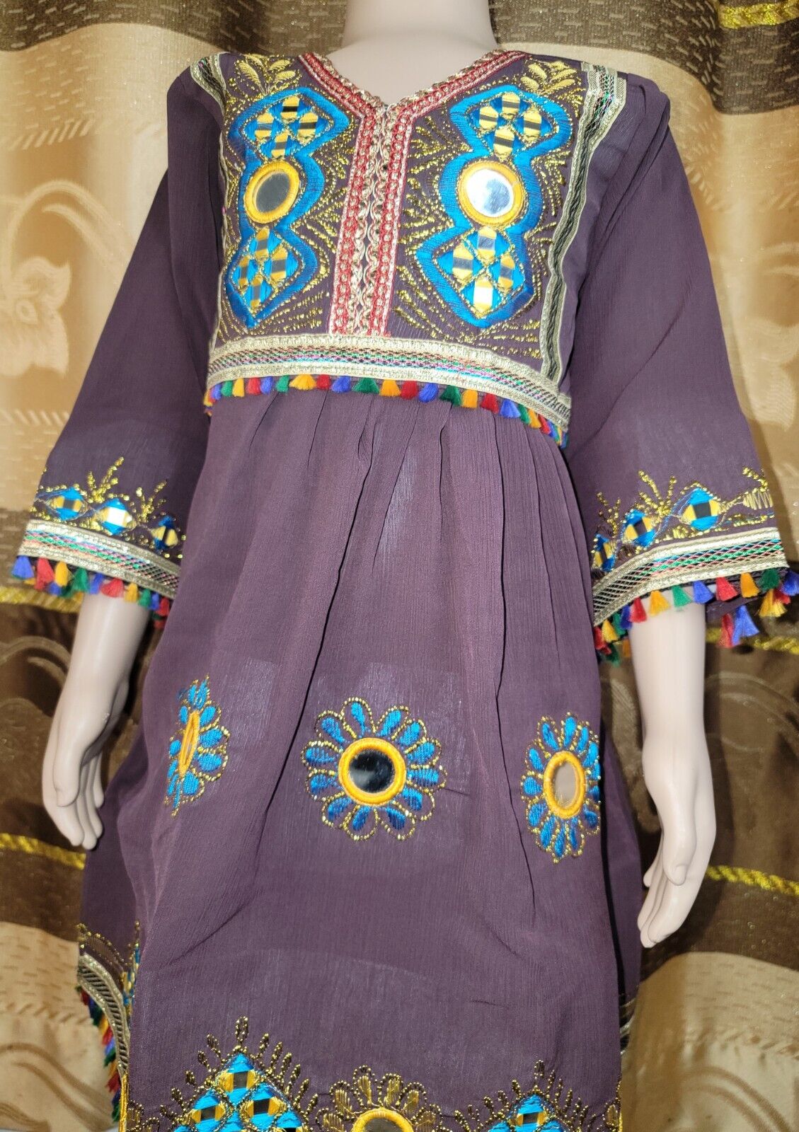 Beautiful Afghani girl style shalwar kameez_4 Beautiful Afghani girl style shalwar kameez