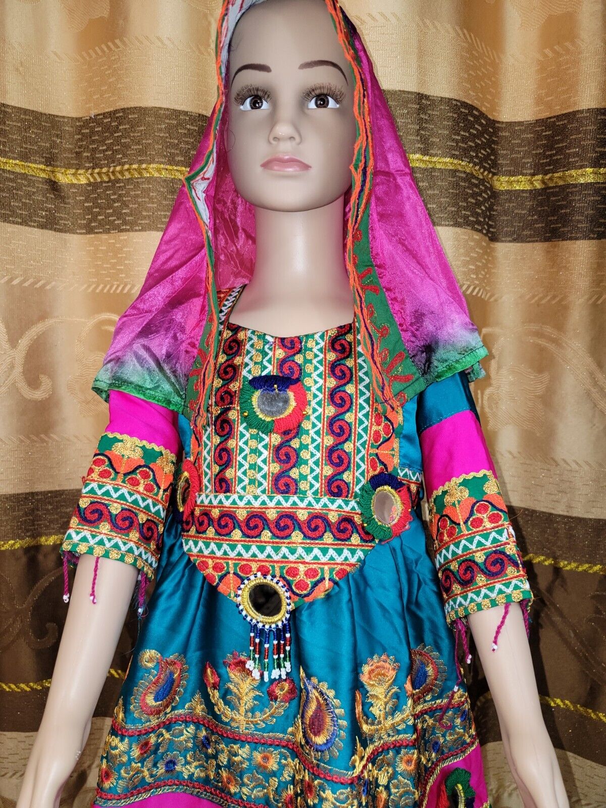 Beautiful Afghani girl style shalwar kameez_5 Beautiful Afghani girl style shalwar kameez