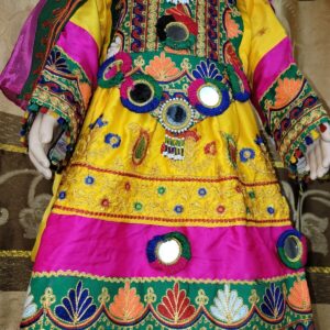 Beautiful Afghani girl style shalwar kameez